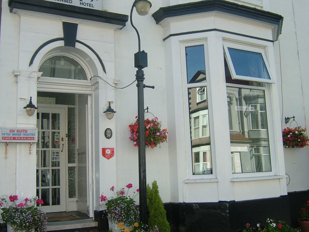 Adelphi Guest House Southport Εξωτερικό φωτογραφία